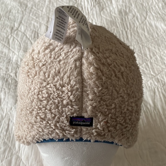 Baby Patagonia Reversible Beanie - Picture 6 of 15